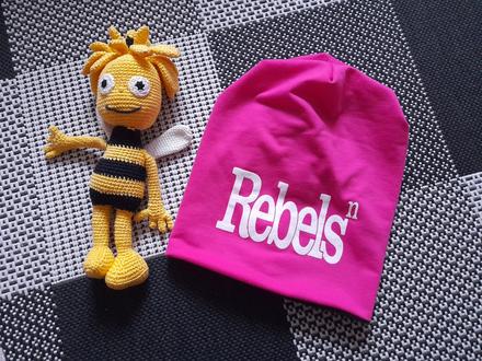 Čiapka, rebel,122