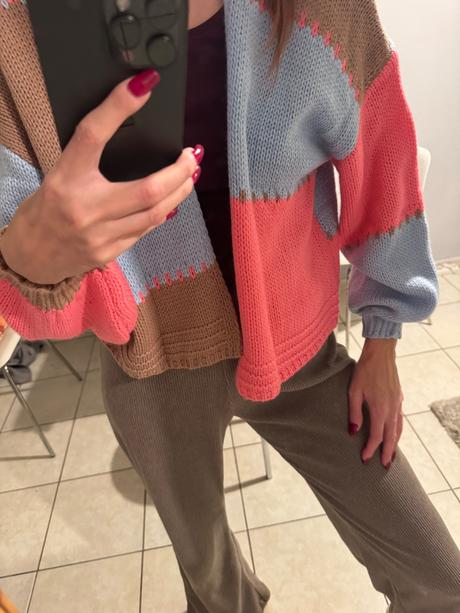 Farebný svetrík, s