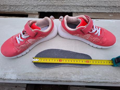 Predám tenisky veľ. 33, decathlon,33