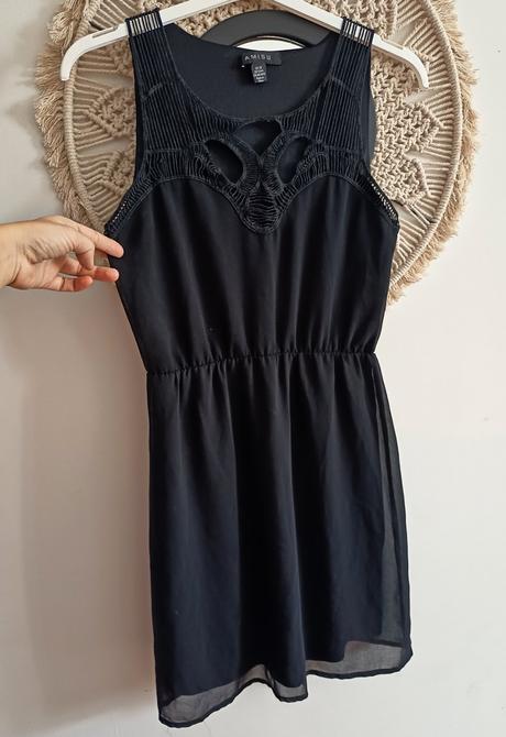 Čierne šaty amisu, amisu,s