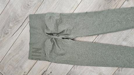 Khaki leginy, s