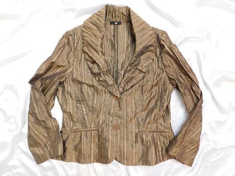 Velmi pekny blejzer, 42