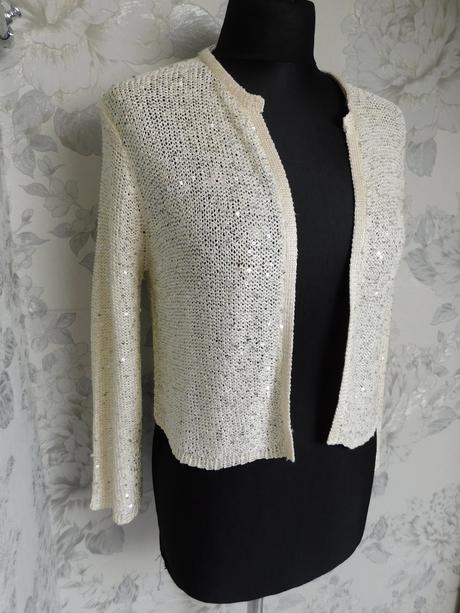 Velmi pekny svetrik, 36