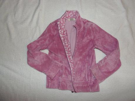 Zamatová mikina, 122