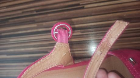 Sandale na vyvysenej platforme 38, 38