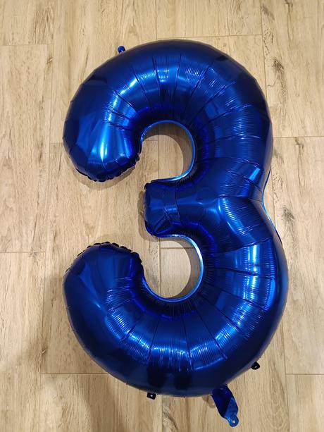 Balón s číslom 3, 