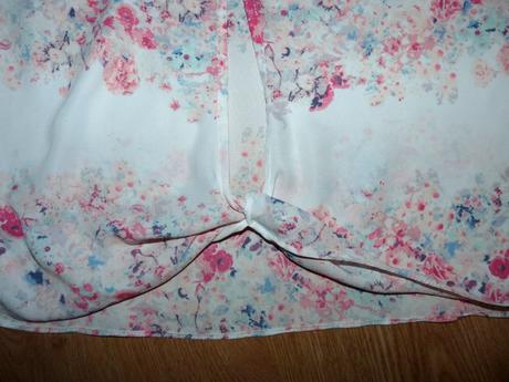 Kvietková blúzka, bershka,m