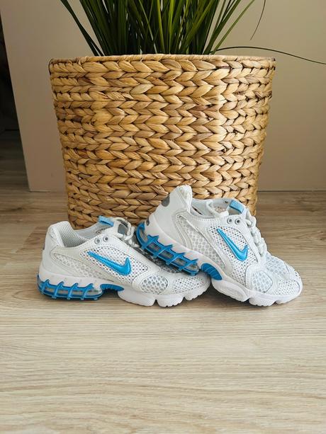 Brutálne štýlové tenisky značky nike, pc 150 eur, nike,39