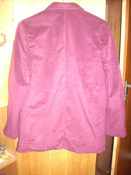 Sukňový kostým, 38