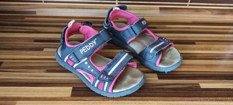 Sandálky, peddy,28
