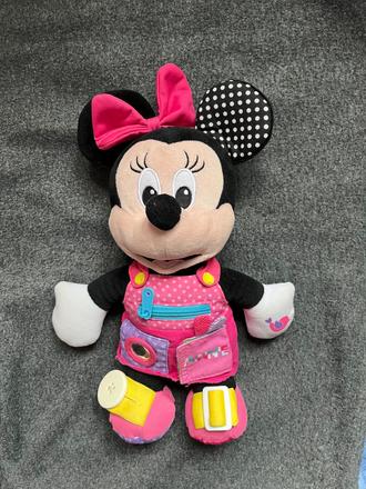 Plyšová minnie s interaktívnym prvkami, 