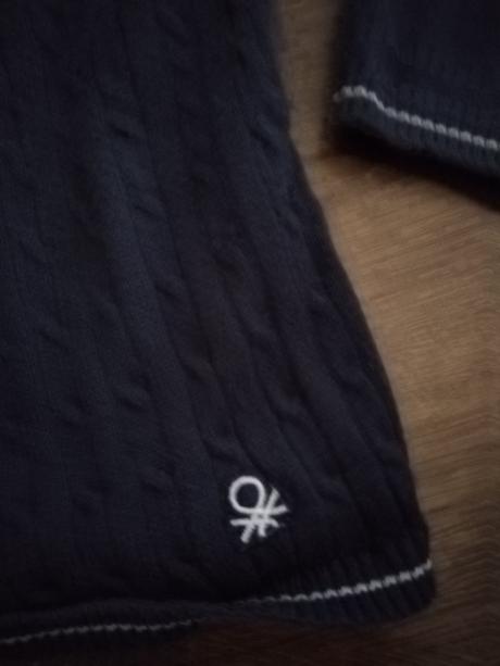 Pekný svetrík, benetton,140