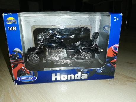 Model honda f6c, 
