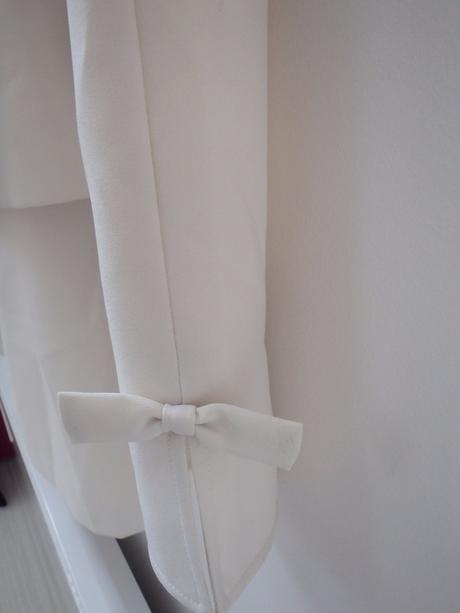 Krémový kostým - nenosený, m