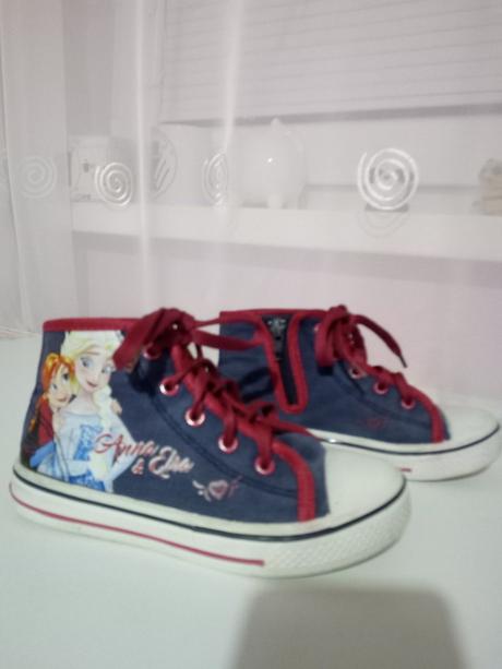 Elsa tenisky č.29, 29