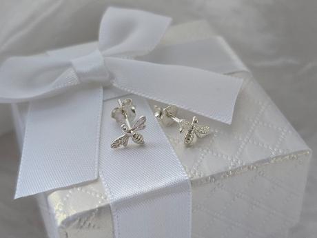 Strieborné náušnice včielky, 