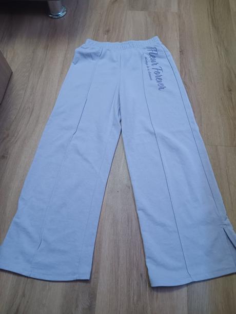 Široké teplaky, h&m,140