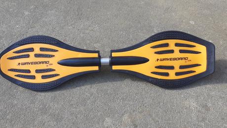 Waveboard nepoužívaný.,