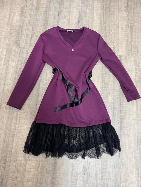 Damske poloteplakove saty s cipkou, 