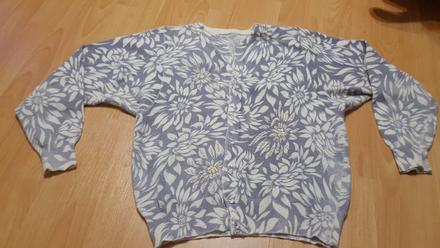 Sveter s perličkami z angorskej vlny, l