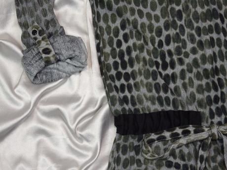 Kvalitné úpletové šaty, xs