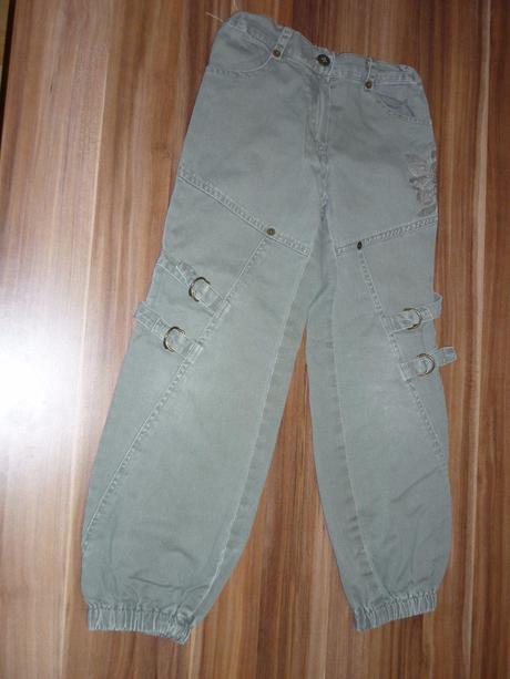 Gatuše vojenské, 122