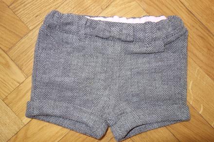 Vlnené šortky 12-18 mes, 86