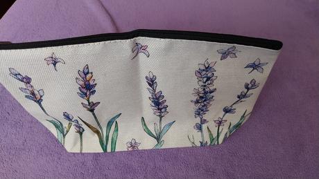 Kozmetická taštička,