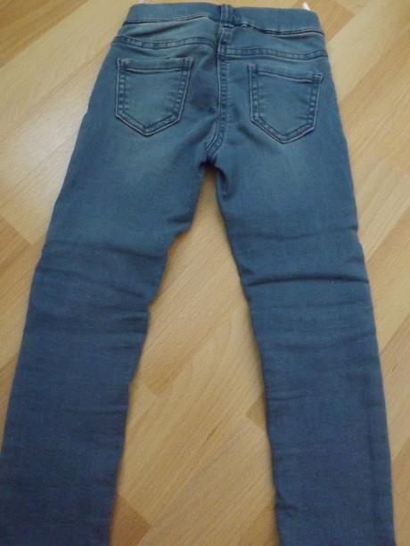 Dievčenské rifle, c&a,104