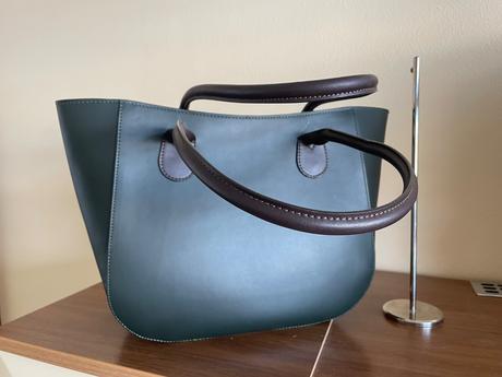 Kabelka vera pelle, 