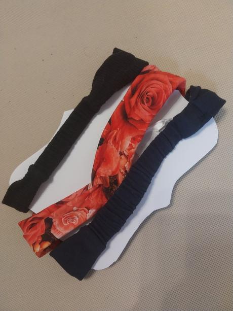 3x čelenka ..cena spolu, 86