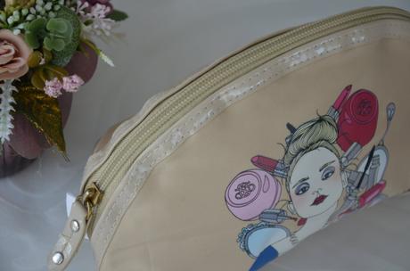 Kozmetická taštička,