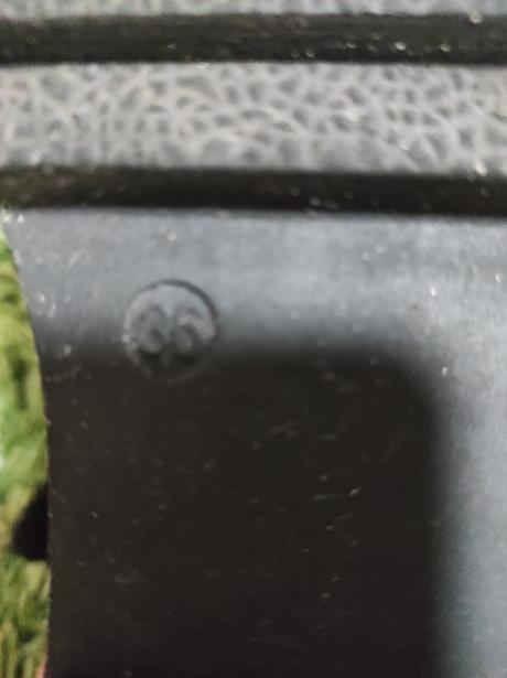 Predám  čierne čižmičky, deichmann,36