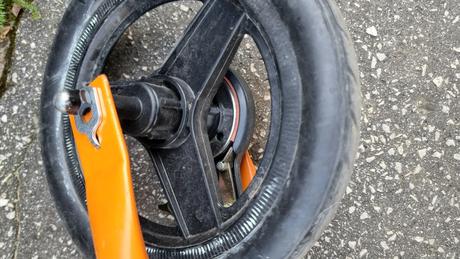 Odrážadlo b'twin s brzdou, 