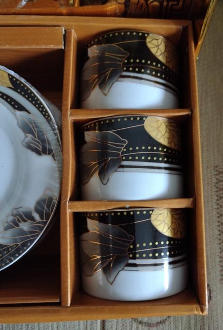 Nová elegantná porcelánová kávová/čajová súprava,