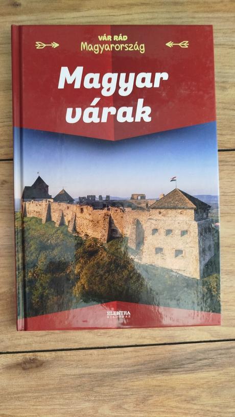 Magyar várak -nová,