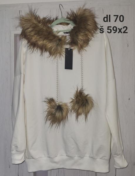 Mikina s kozusinkou, 