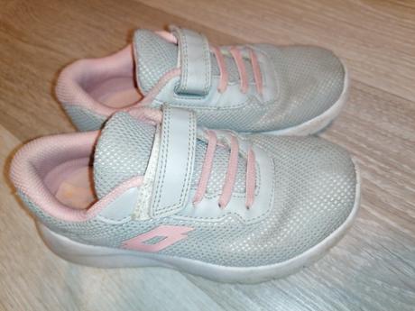 Ľahké botasky, lotto,29