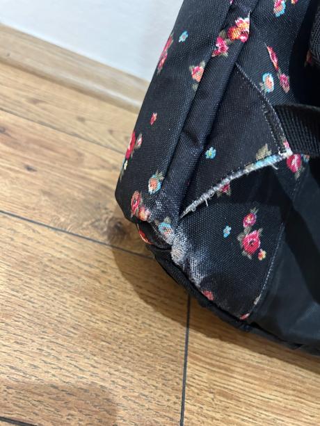 Roxy ruksak, taška s kvetinkami,