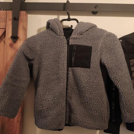 Prechodná vetrovka, 128