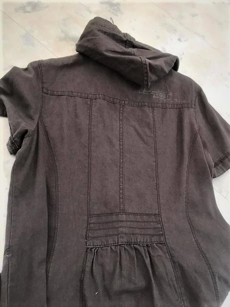 Športové vintage naturálne šaty safari, m