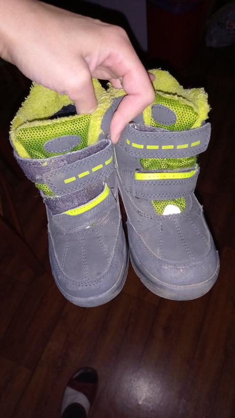 Šedé čižmy lupilu 28 super stav, lupilu,28