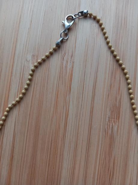 Medailón soy luna na žltej guličkovej ret. 43 cm,