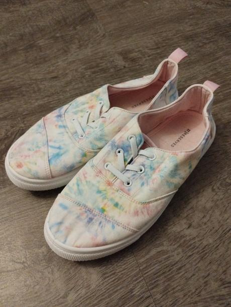 Tenisky, reserved,37