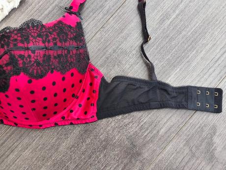 Vystužená podprsenka, 80d