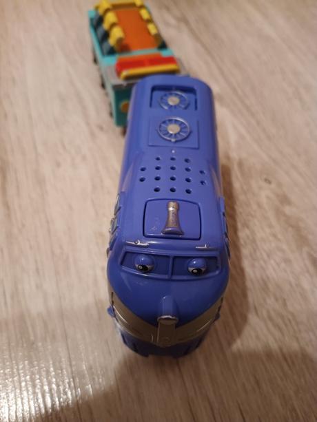 Vláčik chuggintong, 