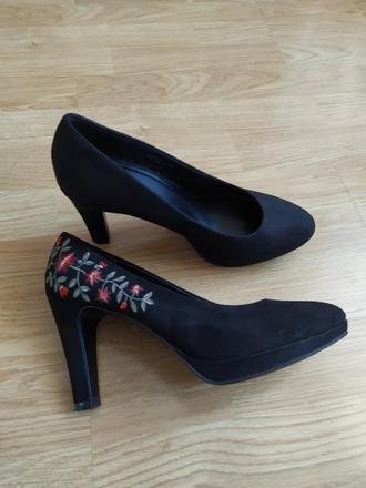 Lodičky, graceland,38