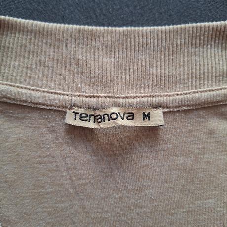 Predĺžený top s výstrihom do v, terranova,m