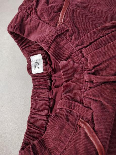 Sukne pre malú slečnu, 110