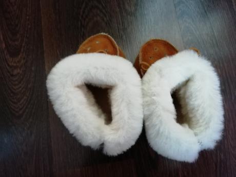 Kožušinkové capačky, <17